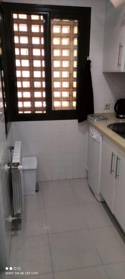 Bevs Ground Floor Roda Golf Apartment! San Javier Habitación foto